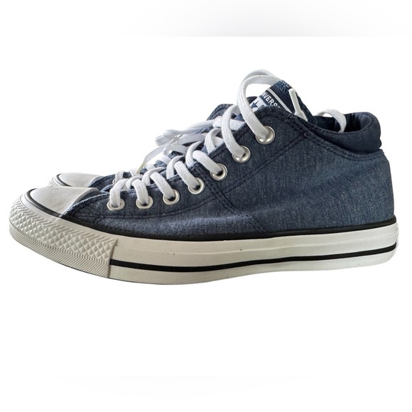 Converse Chuck Taylor All Star Mid-Top 563448F Blue Denim Pink Star Womens Sz 8 - Picture 1 of 9